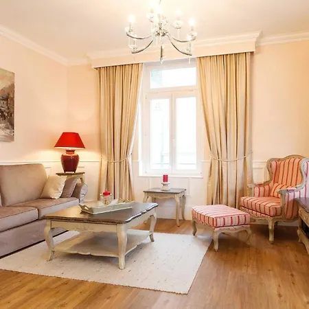 Ostseebad, Sellin, Ruegen, Villa Odin アパート ゼリン