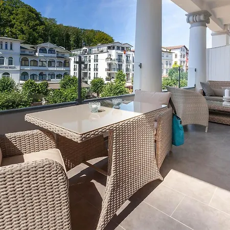 Ostseebad, Sellin, Ruegen, Villa Odin ゼリン