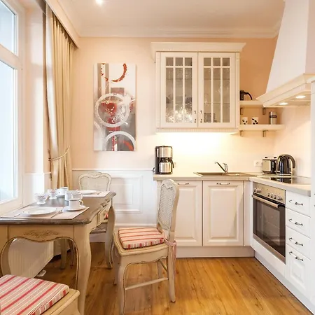 Ostseebad, Sellin, Ruegen, Odin